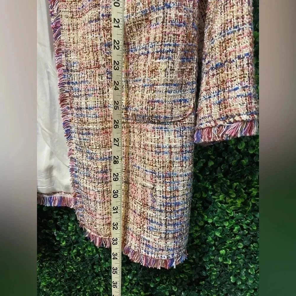 Laundry By Shelli Segal - Boucle Knit Textured Fringe Trim Jacket - Size Medium - Picture 9 of 10